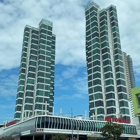 The Maritime Suite @ Panoramic Duplex 海景の家 Jelutong Exteriér fotografie